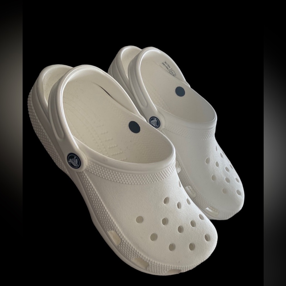 White Crocs Men’s size 8 and Women’s size 10 unisex Adult